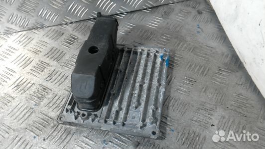 Блок управления двигателем ford focus 2 (93P07PF01