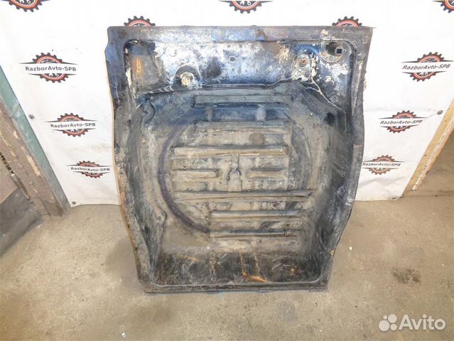 Ниша запасного колеса VW Passat (B6) 2005-2010