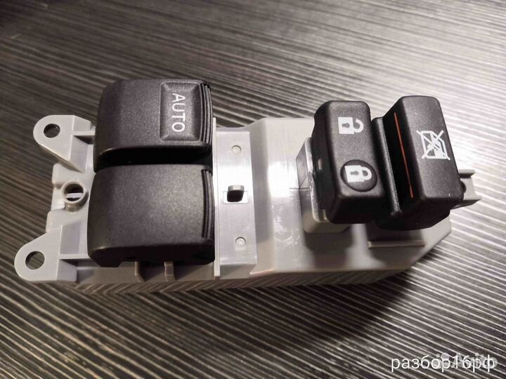 Блок управления стеклоподъемниками Yaris Corolla