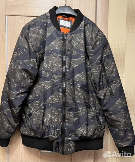 Куртка - бомбер Reserved