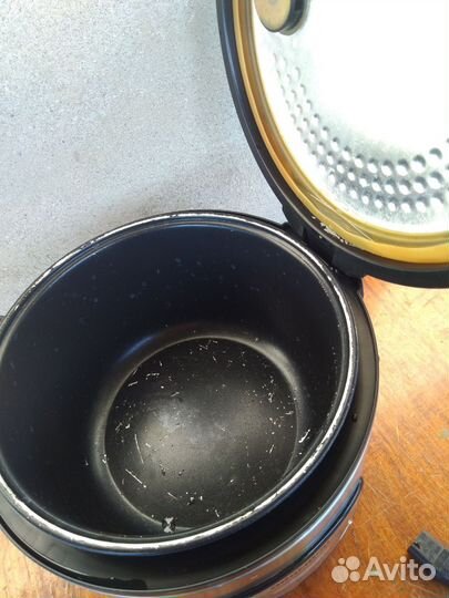 Мультиварка redmond