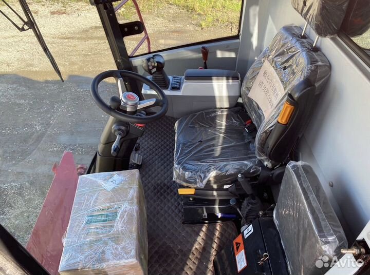 Комбайн Yafeng YF8177, 2022