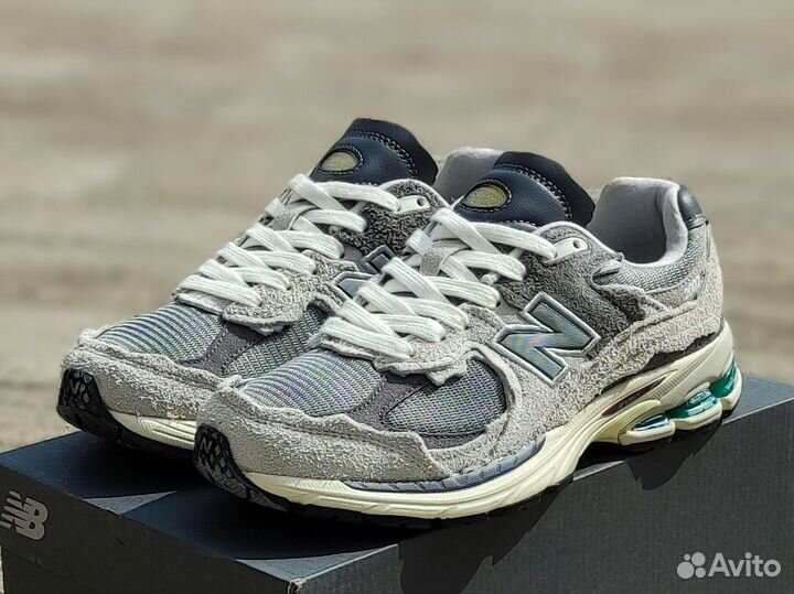 Кроссовки New Balance 2002r grey