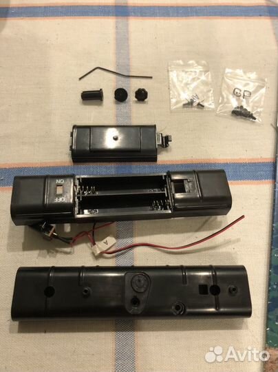 Детали журнала Деагостини Собери УАЗ 469 №32