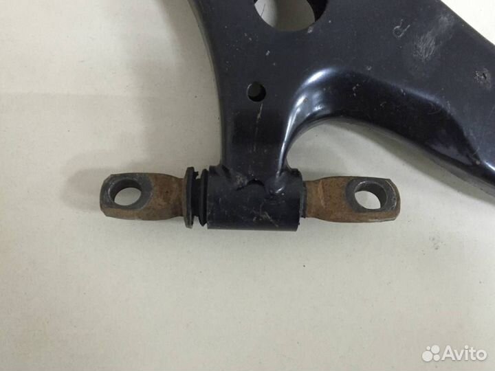 Рычаг передний правый Toyota Camry V40 2006-2011