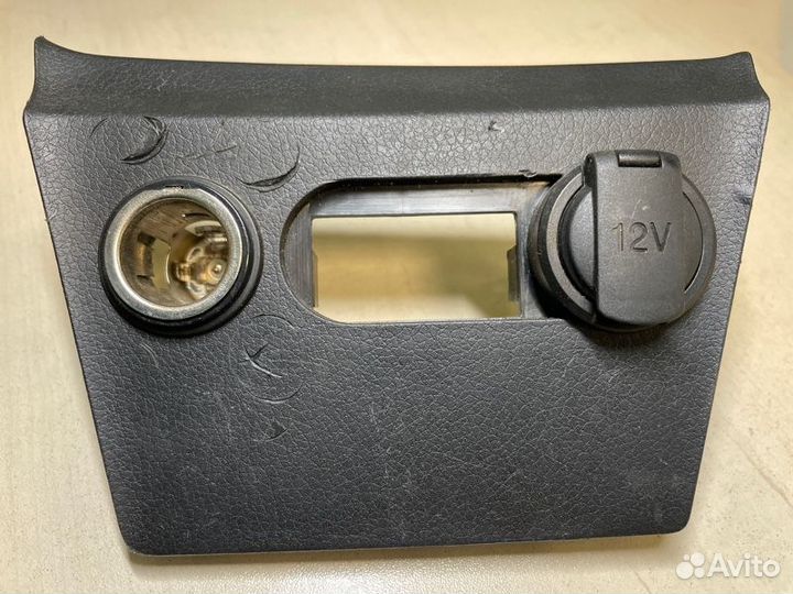 Гнездо прикуривателя Kia Rio dohc - MPI 1600 2012