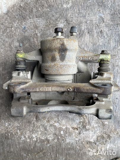 Тормозной суппорт toyota avensis t250