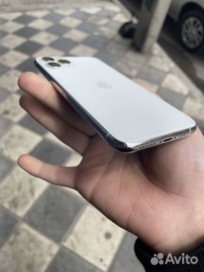 iPhone 11 Pro, 256 ГБ