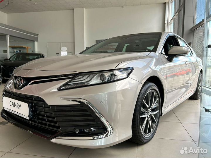 Toyota Camry 2.5 AT, 2022