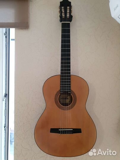 Новая Классическая гитара hohner hc06