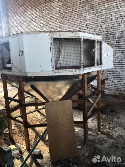 Клетка для кроликов с маточником