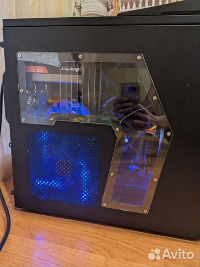 Компьютер с монитором