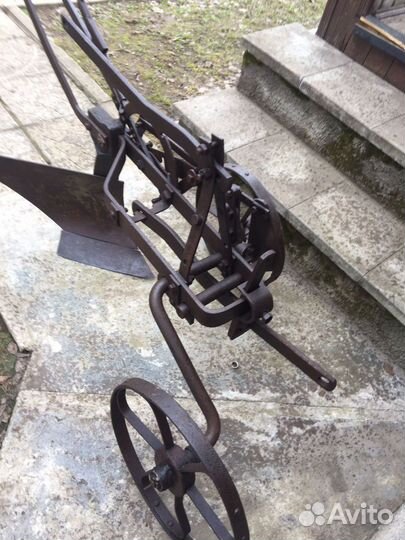 Конный плуг