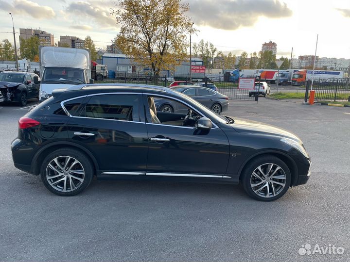 Infiniti QX50 2.5 AT, 2016, 177 179 км