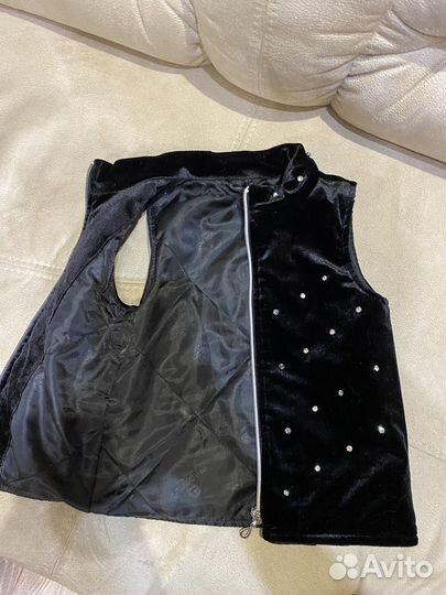 Жилет для фргурного катания