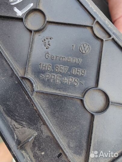 Накладка щитка приборов Volkswagen Golf 3