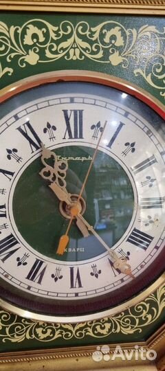 Часы настенные Янтарь. Кварц. СССР