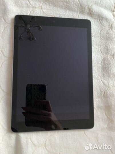 iPad Air 2013-2014 (Wi-fi + Cellur) 32 gb