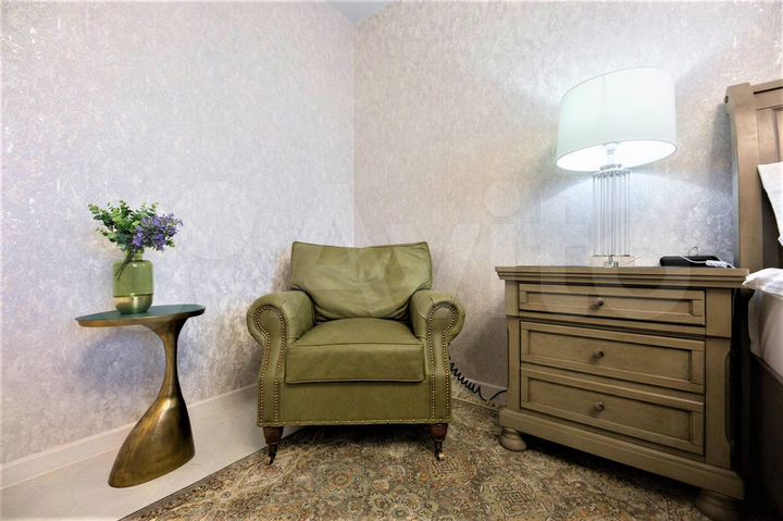 2-к. квартира, 72 м², 8/13 эт.