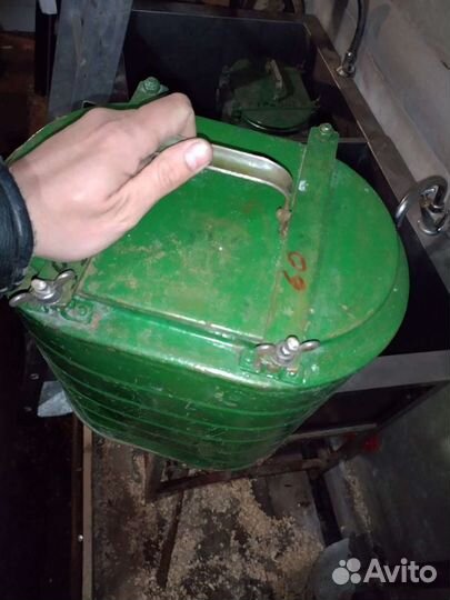 Термос вонный