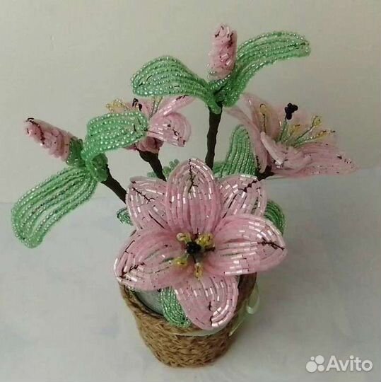 Цветы Лилии из стекляруса и бисера.Коллекция