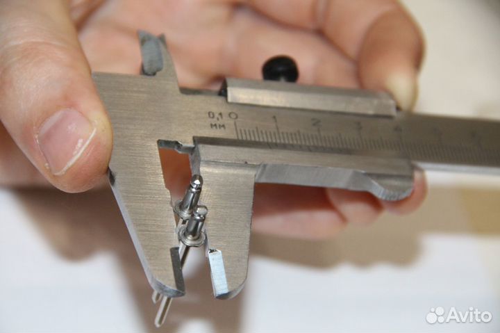 Заклёпки VIN таблички GM, Chrysler, Ford, AMC