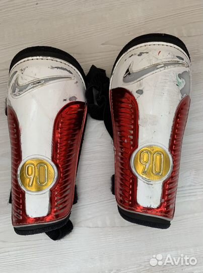 Щитки nike