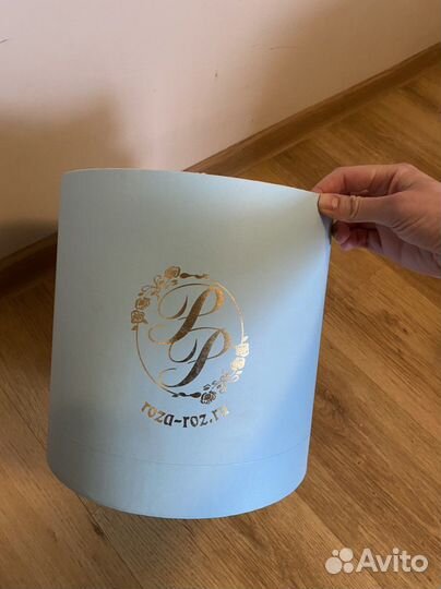 Коробка для цветов подарочная