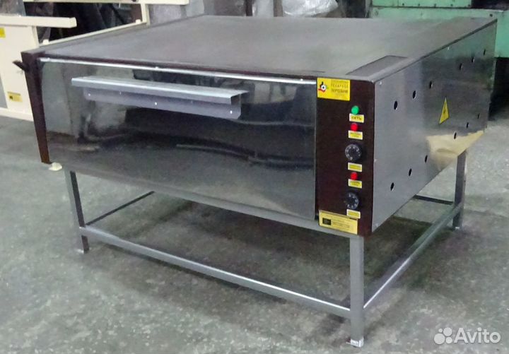 Производительная хлебопекарная печь на 144 формы