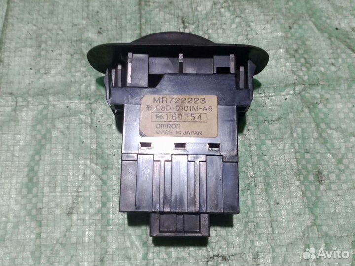 Кнопка стеклоподъемника Mitsubishi Galant 7 1994