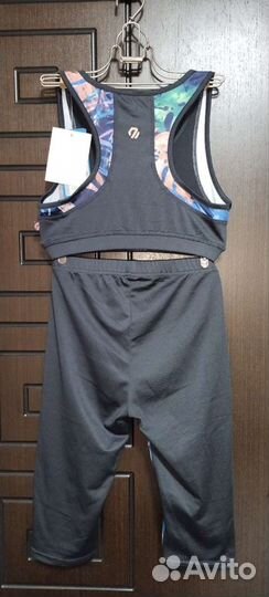 Комплект спортивный топик+бриджи+шорты р.134/140