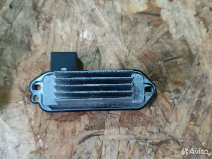 Резистор печки Mazda 3 бк
