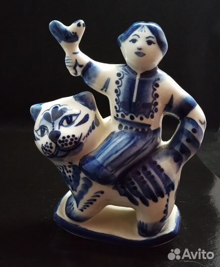 Гжель Фигурка Мой Котик Мальчик с Котом Фарфор