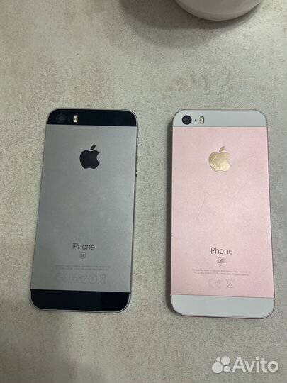 iPhone SE, 32 ГБ