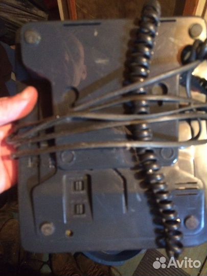 Старинный телефон