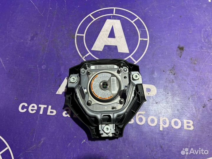 Подушка безопасности в руль Suzuki Sx 4 седан M16A