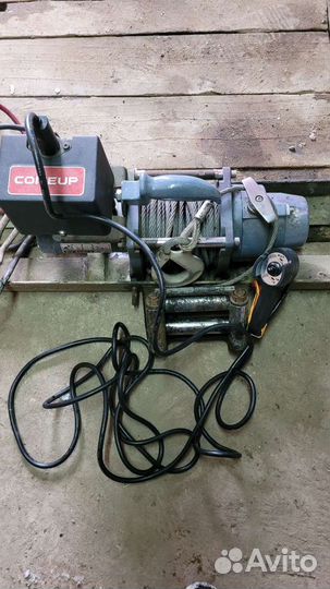 Лебедка на автомобиль