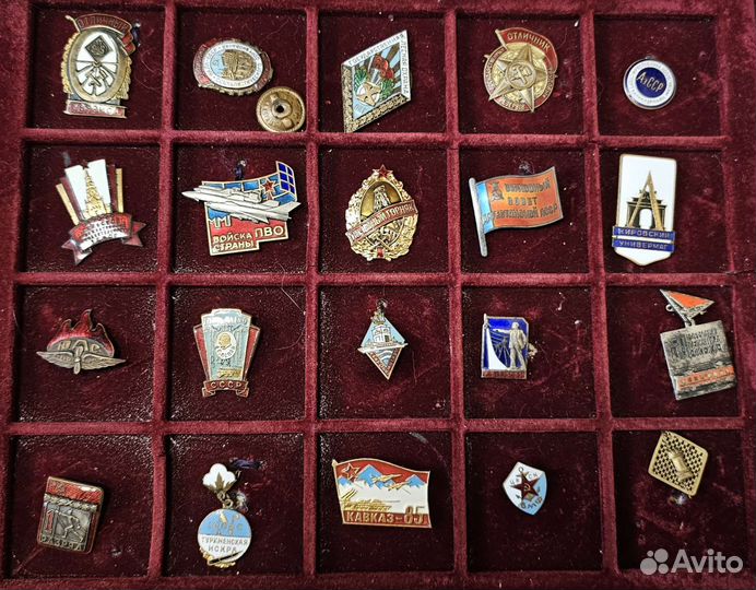 Знаки. Значки. Разные. Отличник. Почетный. Ленин