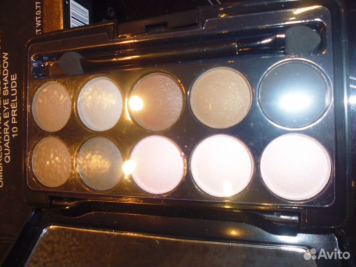 Тени, блески, тушь, помада