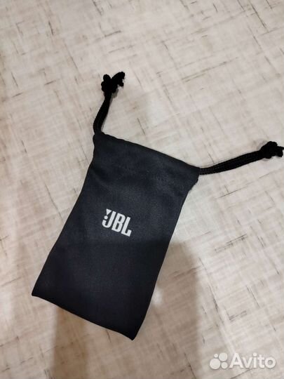 Проводные наушники JBL