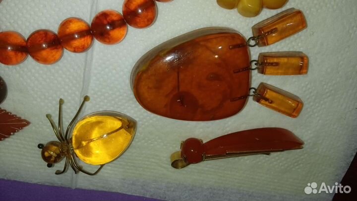 Янтарь СССР, Калининград, бусы, броши, кулоны