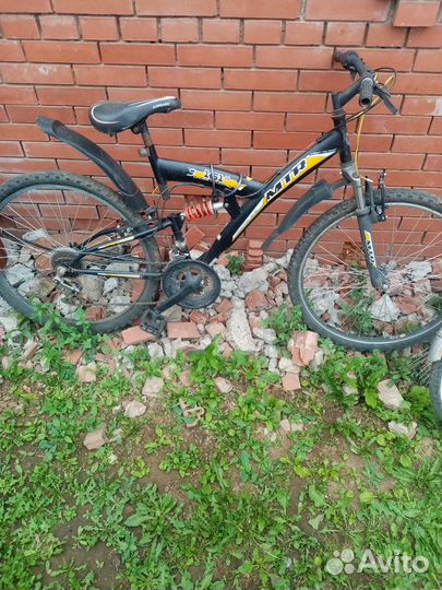 Продам 2 велика