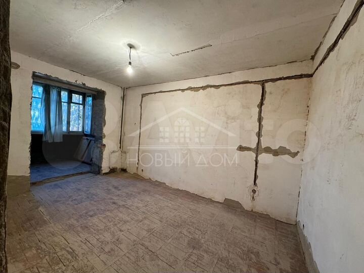 2-к. квартира, 51 м², 1/9 эт.