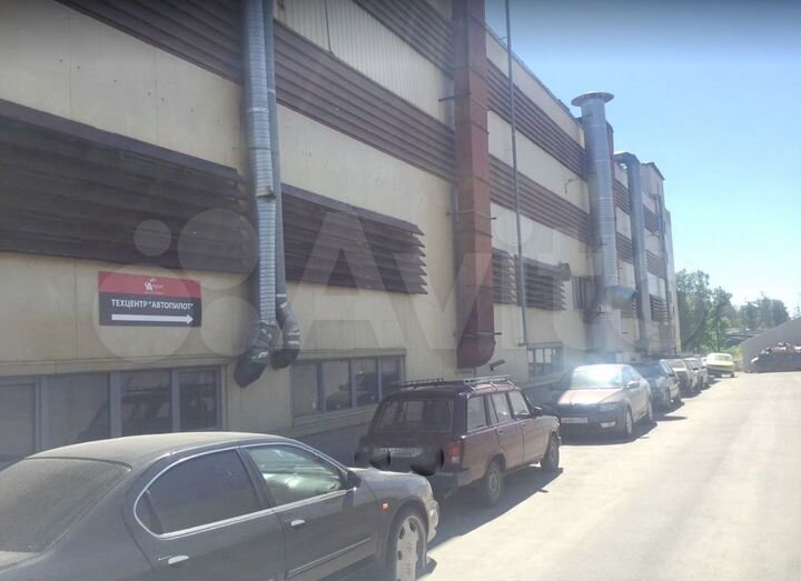 Комплекс сервисного обслуживания, 9861 м²