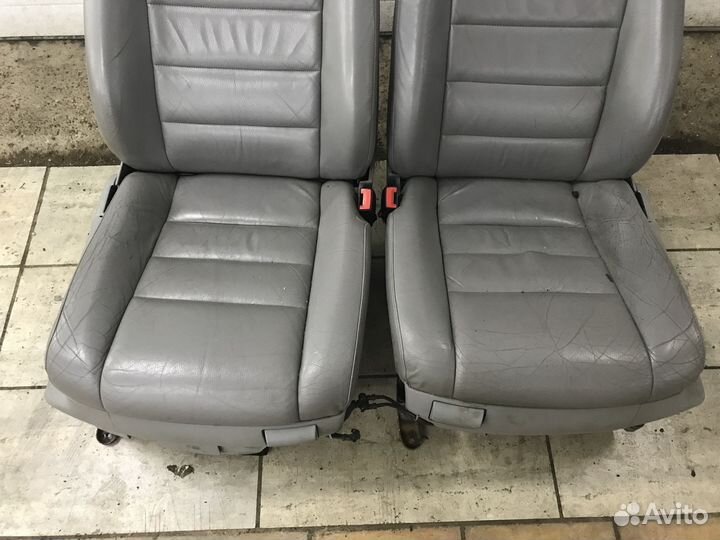 Сиденье переднее Volkswagen Touareg 2.5 2005