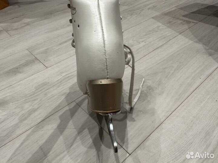 Фигурные коньки edea Overture 200