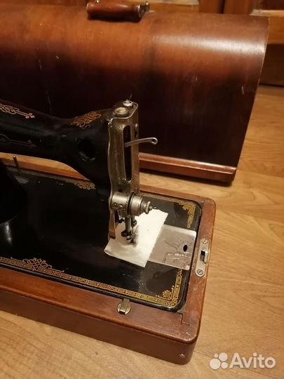 Швейная машинка Науманн Кл.24