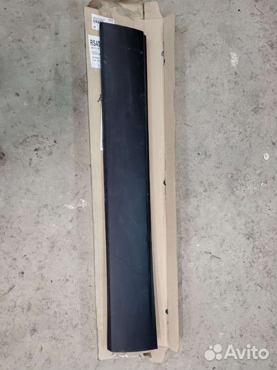 Молдинг передней правой двери kia sorento prime 3