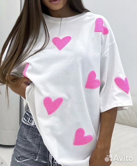 Футболка женская oversize белая с сердечками
