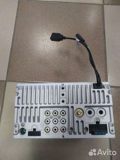 LADA xray мультимедиа